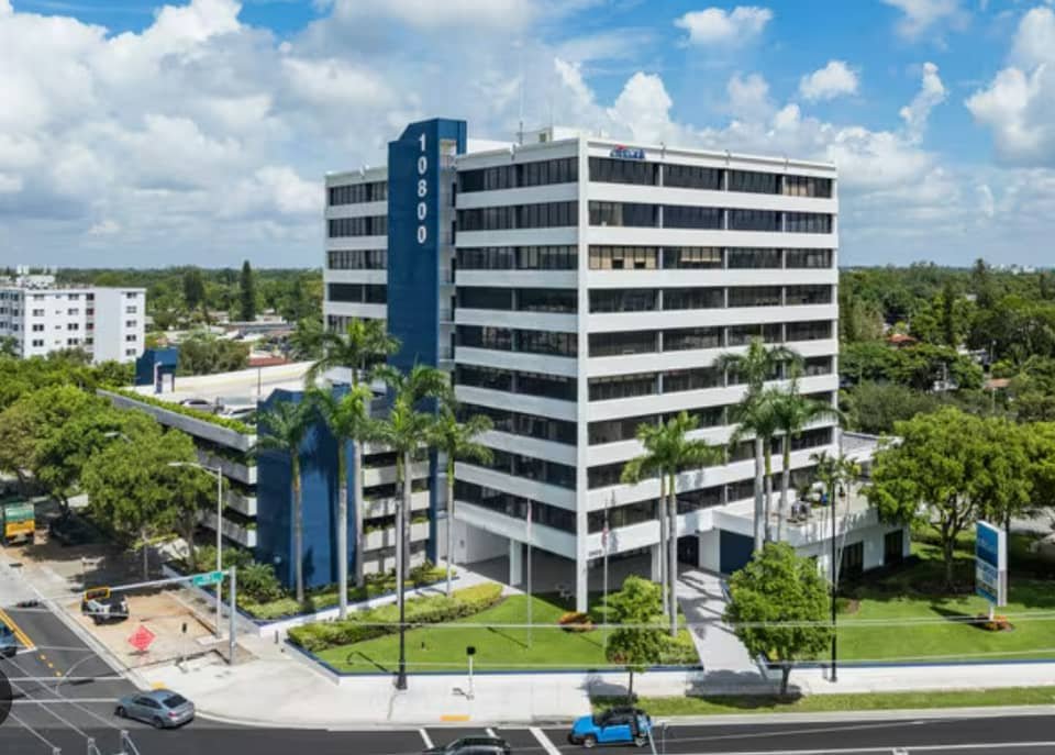 South Florida office property reviewed for rate-and-term refinancing
